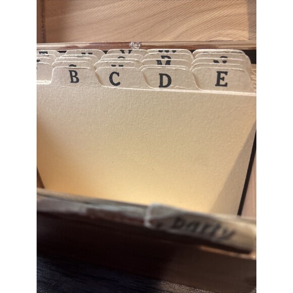 Vtg INDEX CARD/RECIPE Wood FILE BOX Merchant 5.75"X4" Cedar - Picture 7 of 16